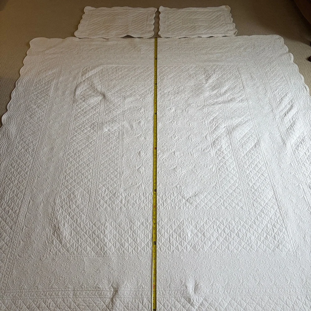 Simply Shabby Chic F/Q 3 piece coverlet set White